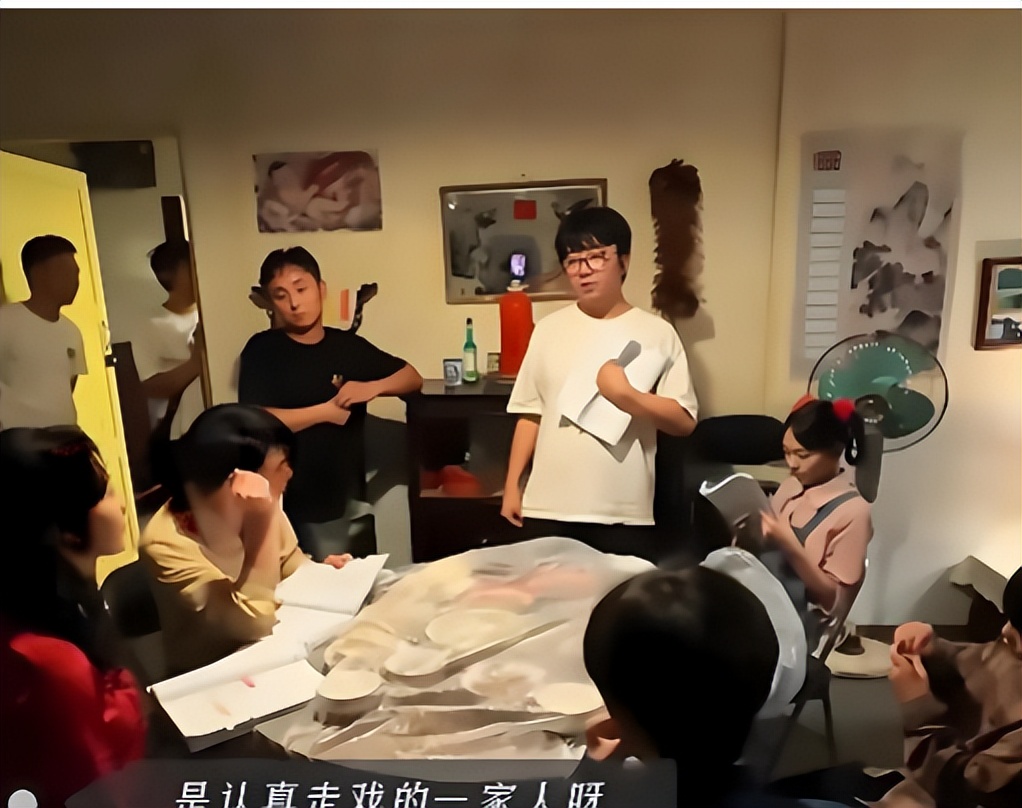 家里家外2 30天短剧制作 时代变迁剧情_家里家外2