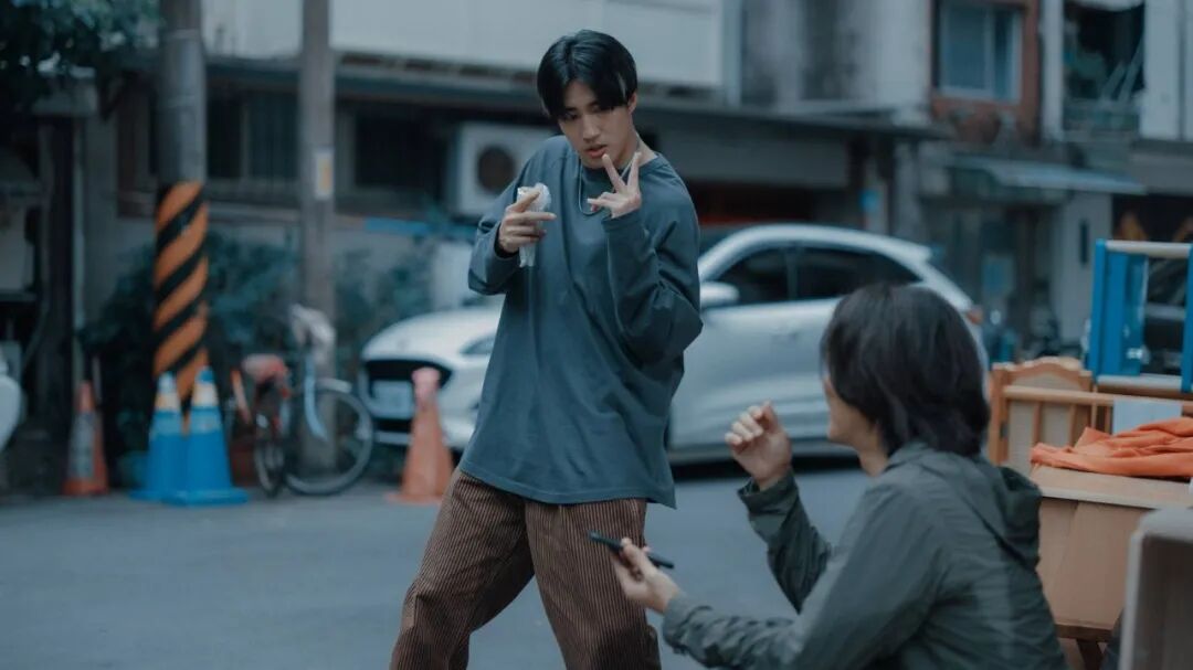 Netflix百万人推理 台剧 百万网红预言杀人_百万人推理台剧