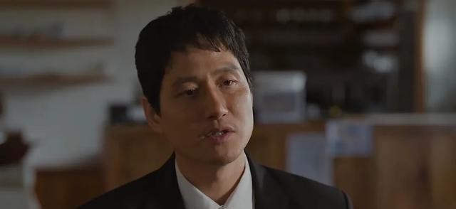 无价值感的社会结构_克服自卑的我们_努力克服自卑的我们